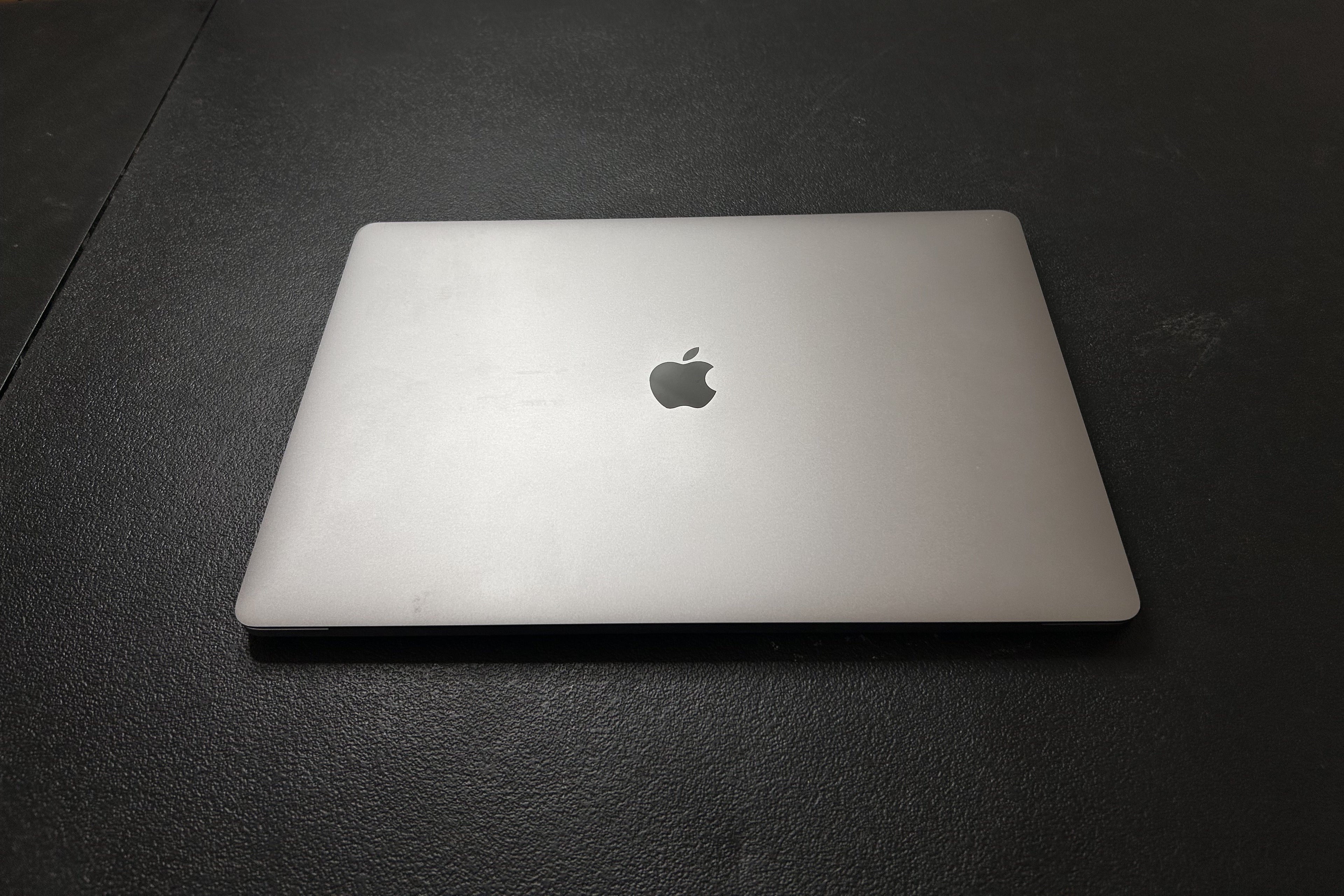 Macbook Pro 16" 2019 (A2141) - Grade B