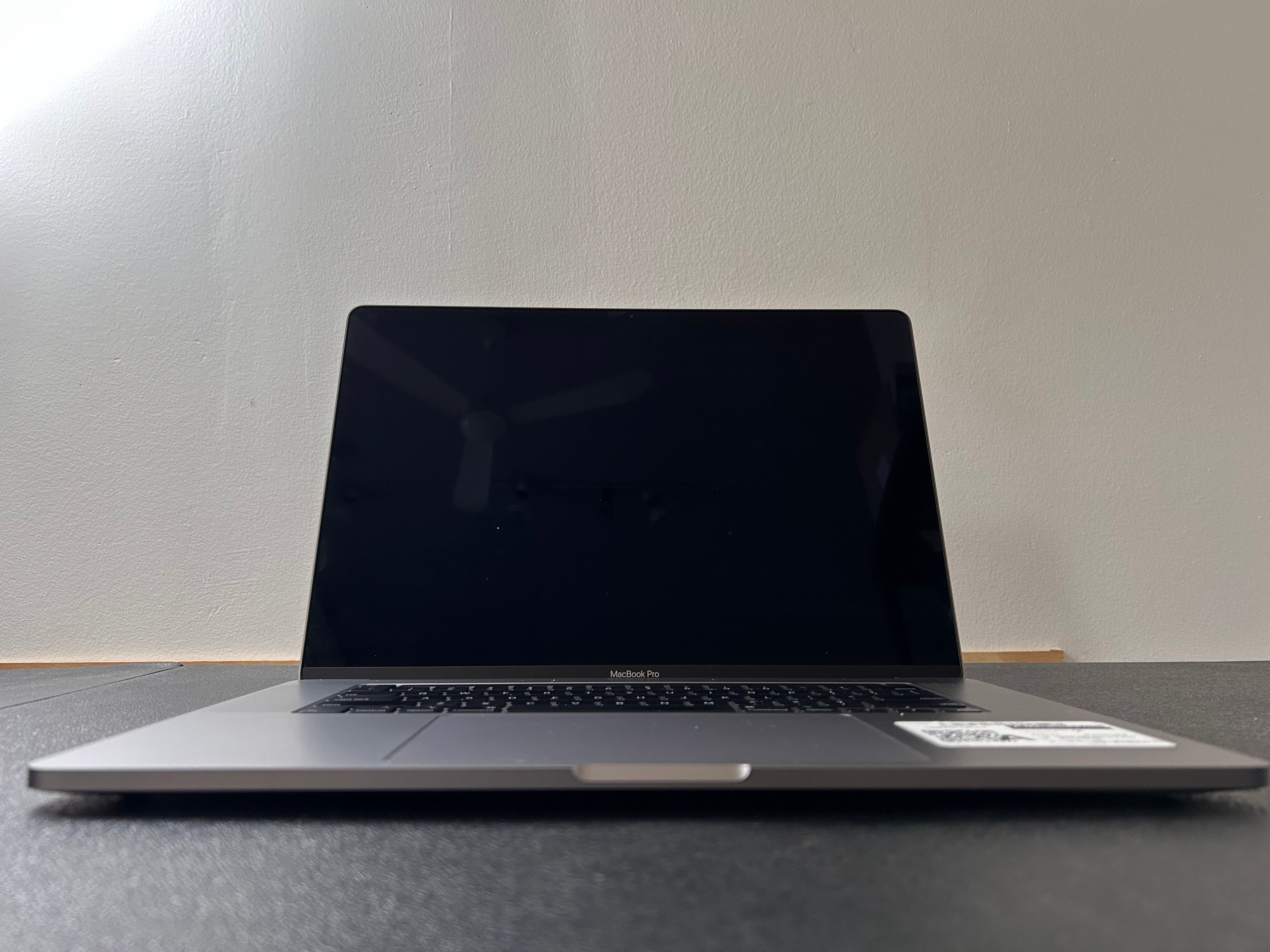 Macbook Pro 16" 2019 (A2141) - Grade A